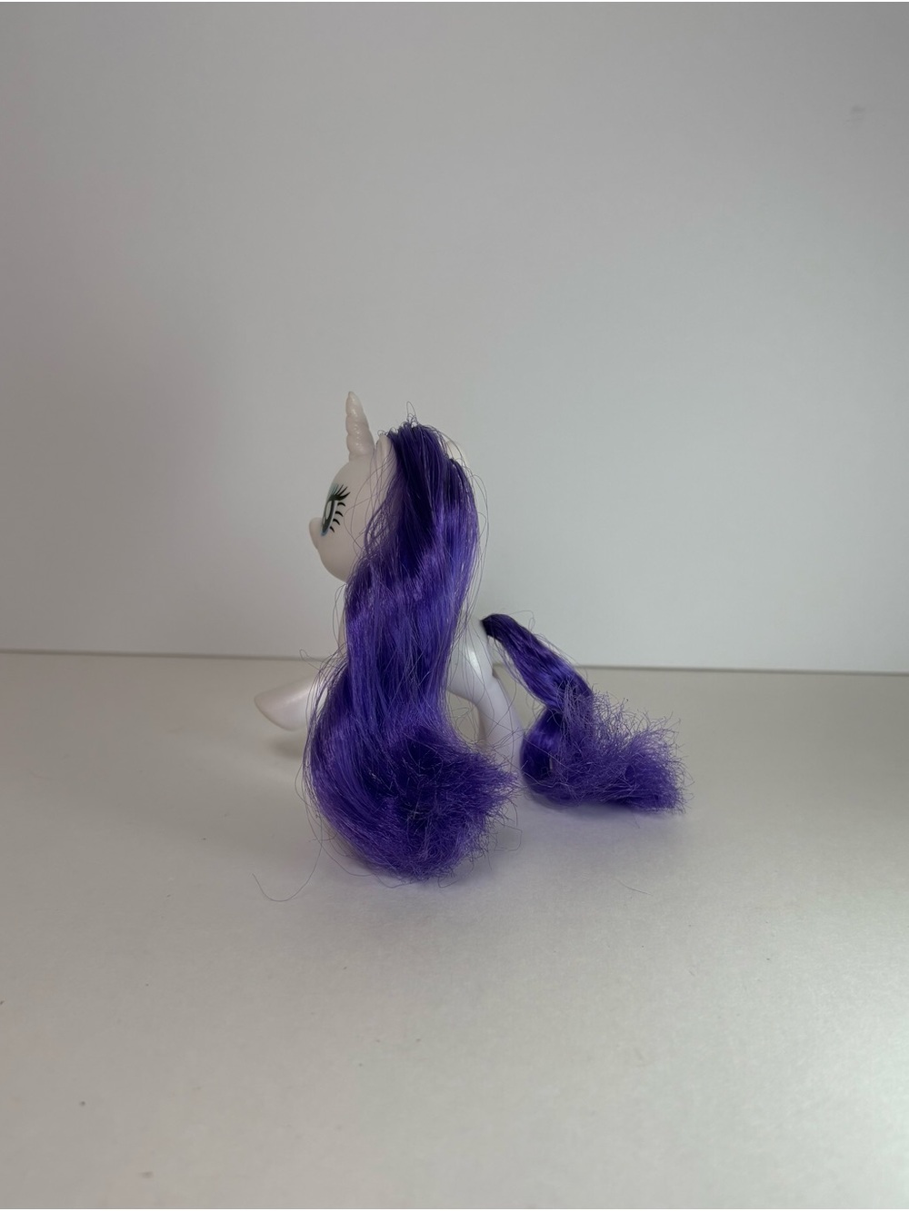 My Little Pony G4 Rarity 3" Figure Friends of Equestria Brushable Loose MLP - Picture 3 of 6
